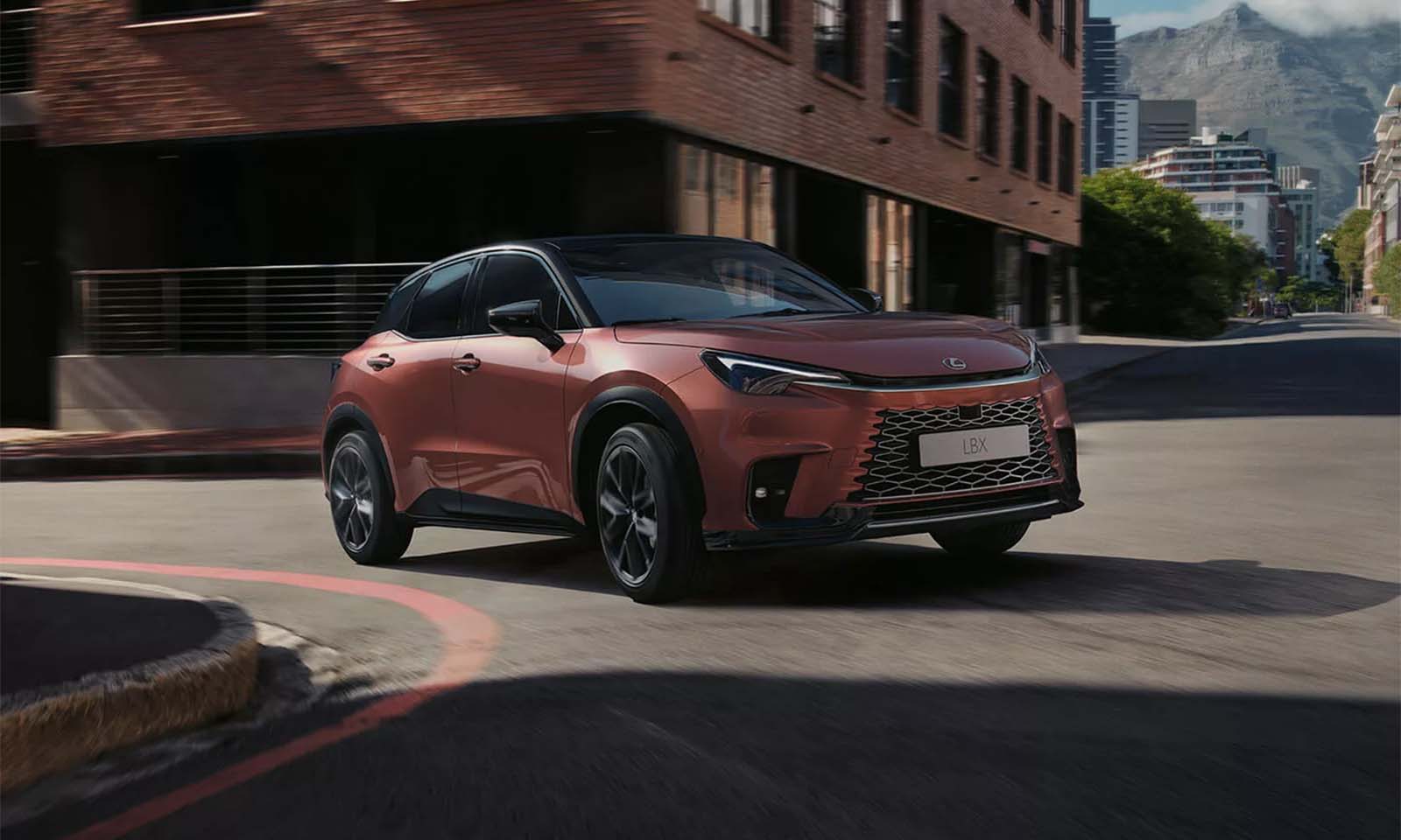 Lexus LBX